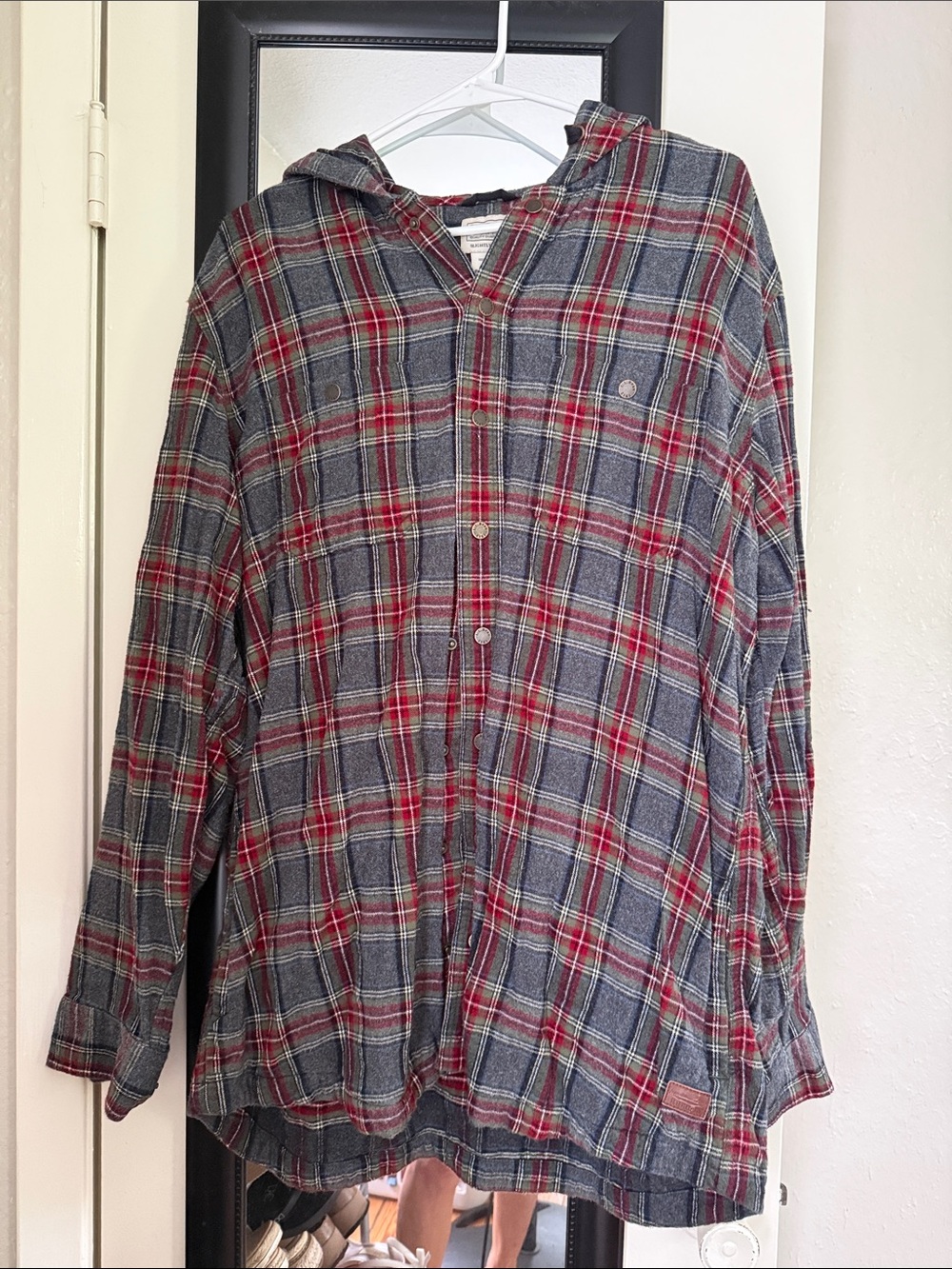 L.L. Bean Men's Plaid Hooded Shirt Jacket — Gray and Red